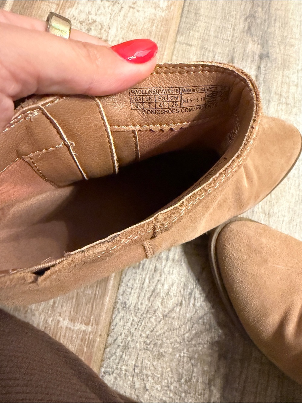 VIONIC Upright Madeline Bootie Size 9 - Picture 8 of 8